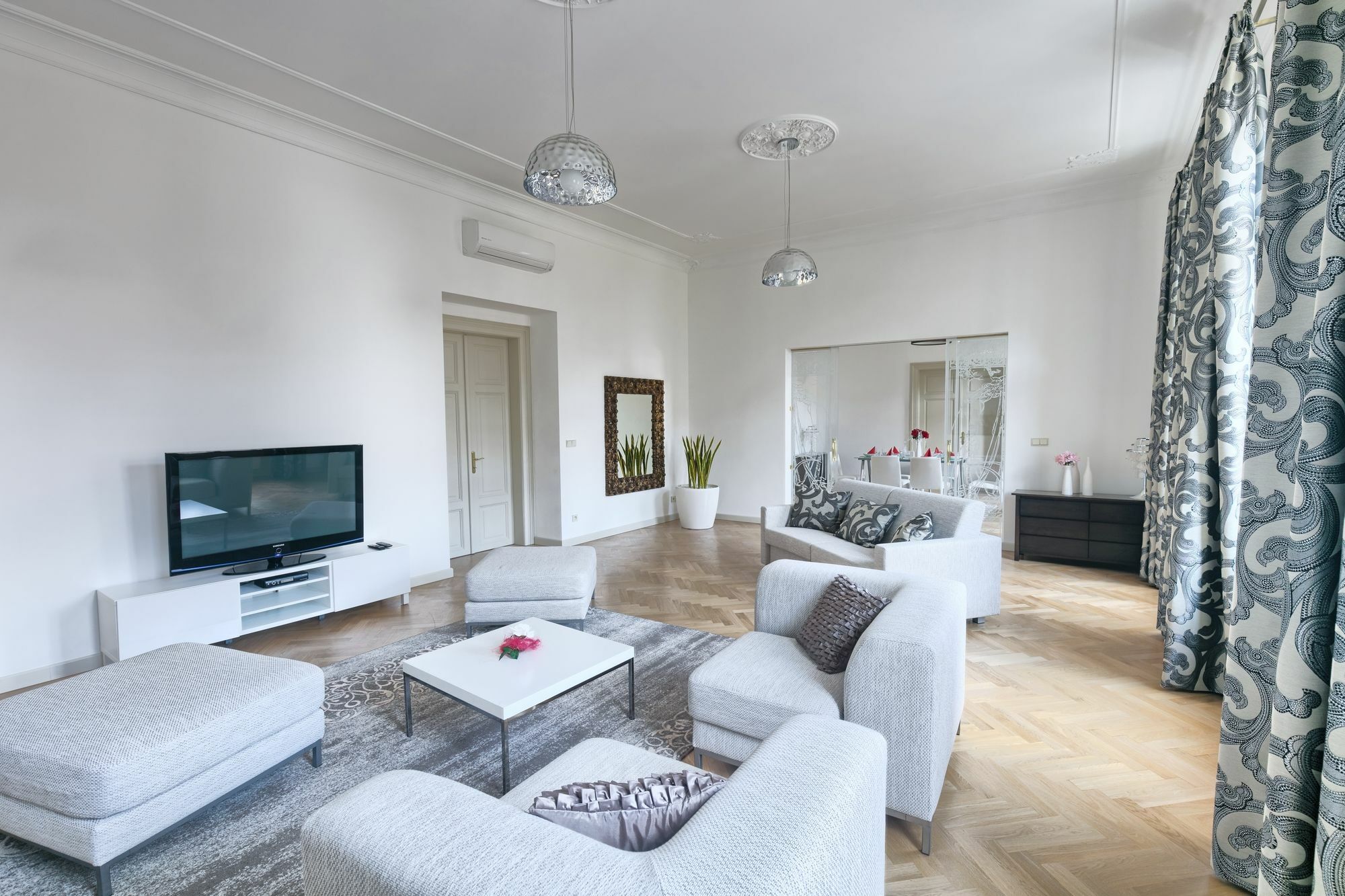 Appartement Opletalova *